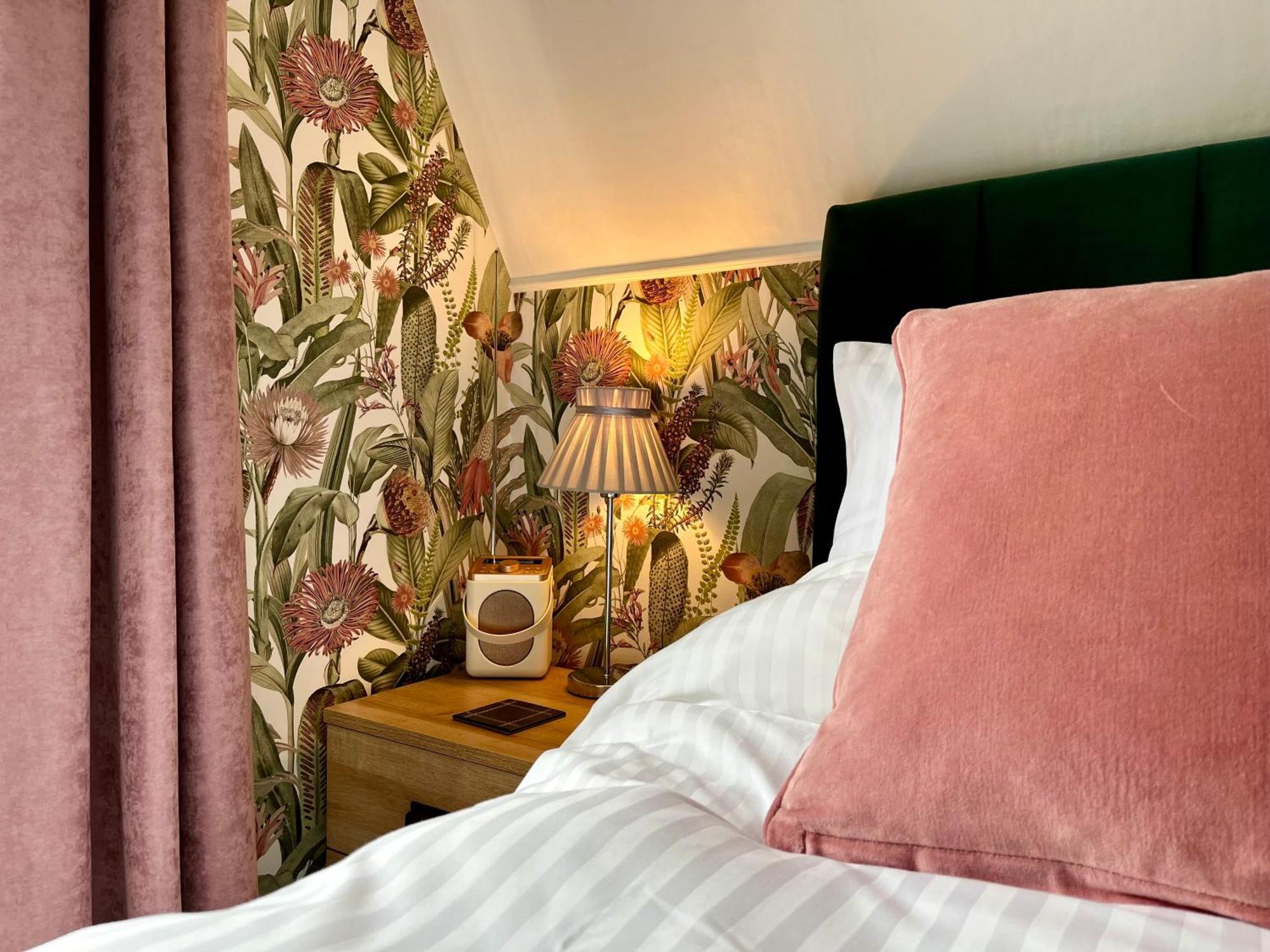 Southcliffe B&B Линтън Екстериор снимка